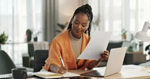 Contractor Management Platform vs EOR Hiring Risk